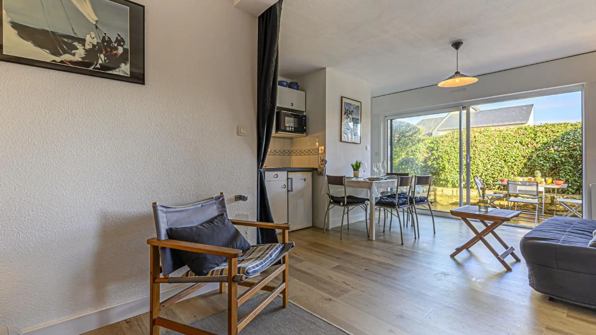 Apartment Oceania II By Interhome Legenes