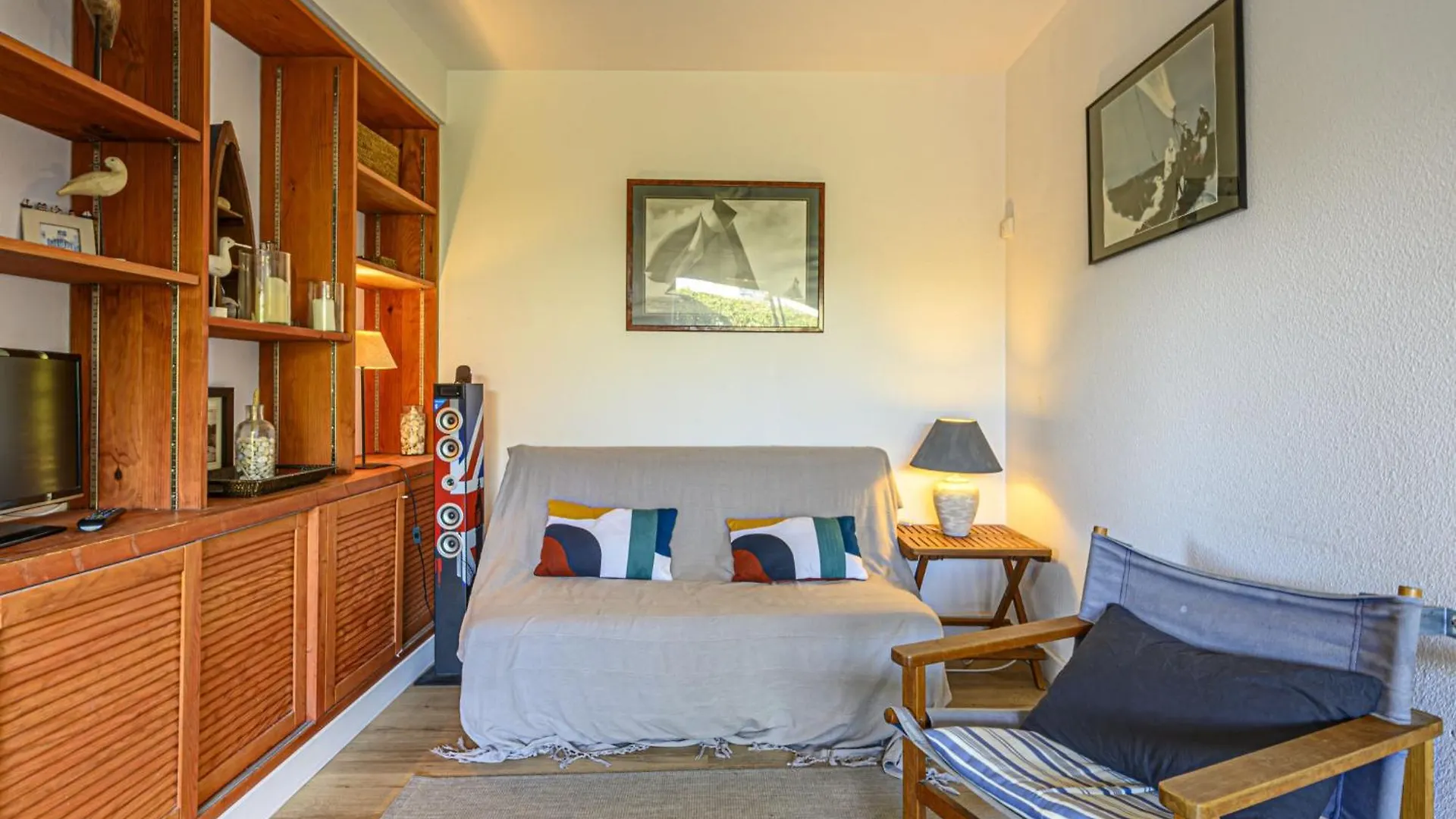 Apartment Oceania II By Interhome Legenes
